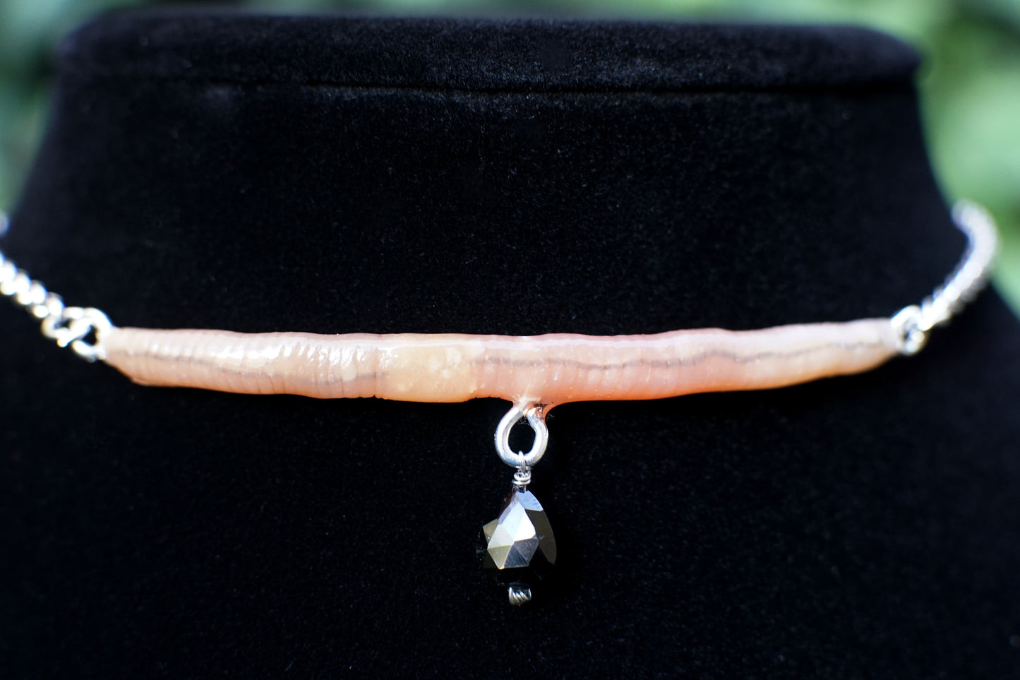 Worm Choker