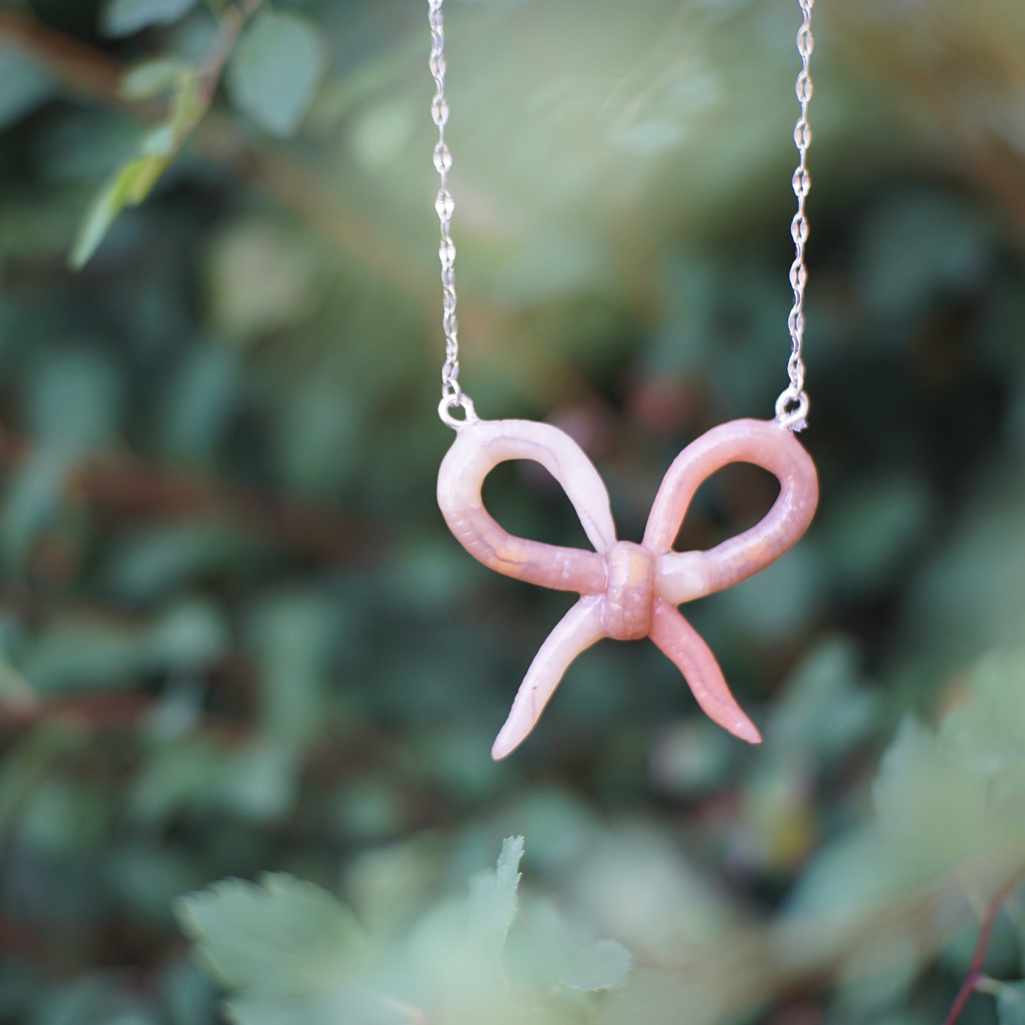 Worm Bow Necklace
